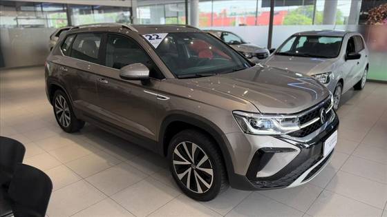 VOLKSWAGEN TAOS 1.4 250 TSI TOTAL FLEX HIGHLINE AUTOMÁTICO